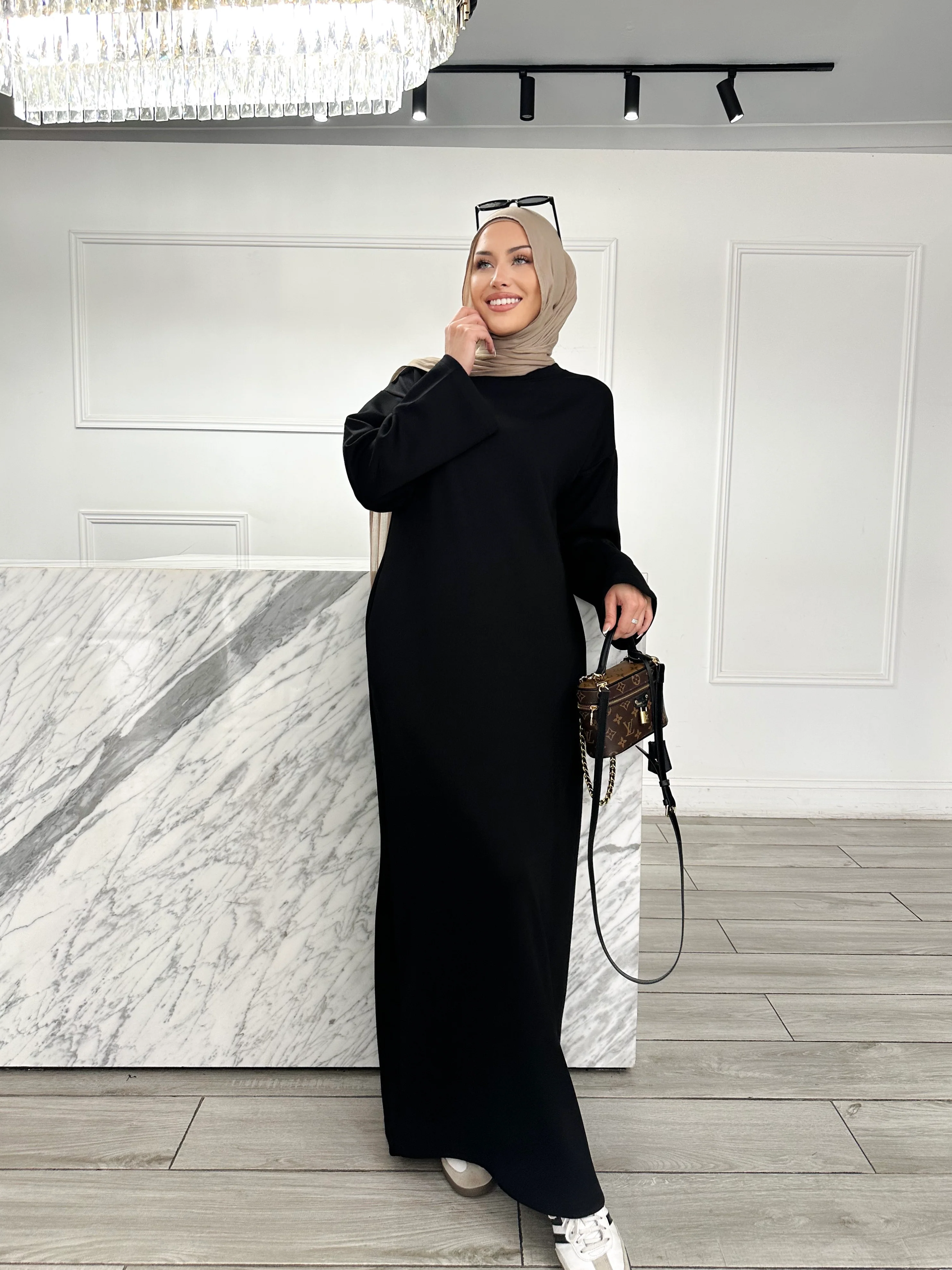 Sweater Dress Lite - Black - Image 3